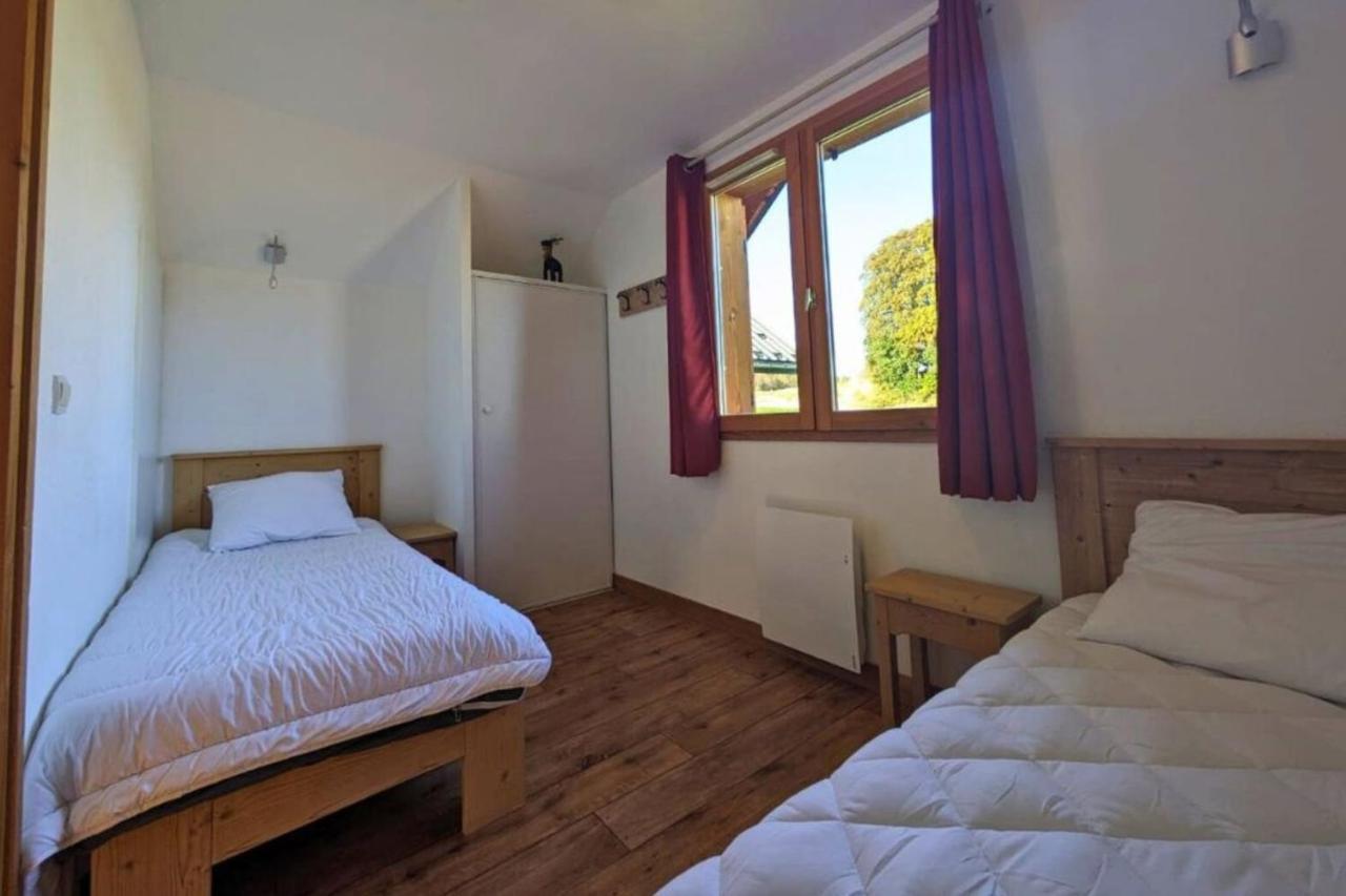 Chalet Moeki Acces Piscine Sauna Les Deserts  Exterior photo