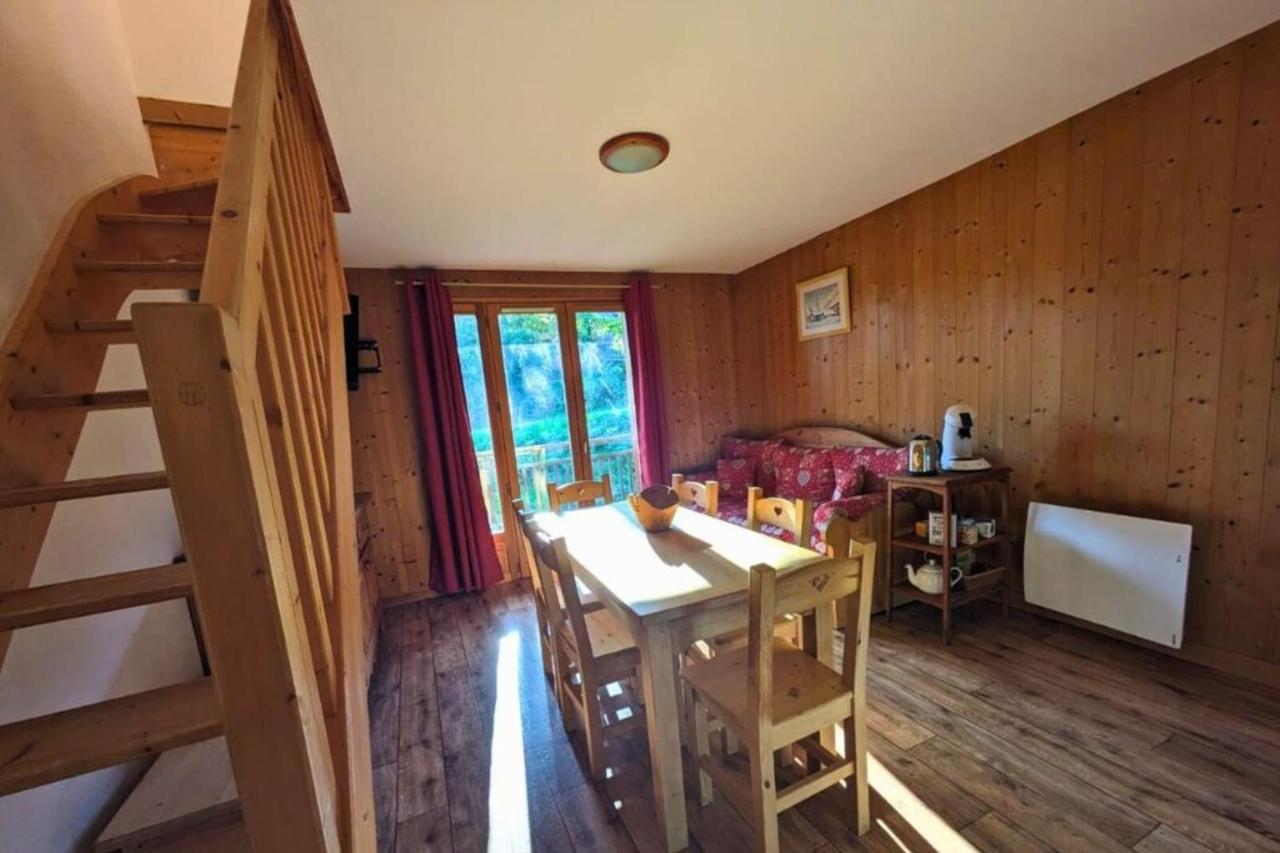 Chalet Moeki Acces Piscine Sauna Les Deserts  Exterior photo
